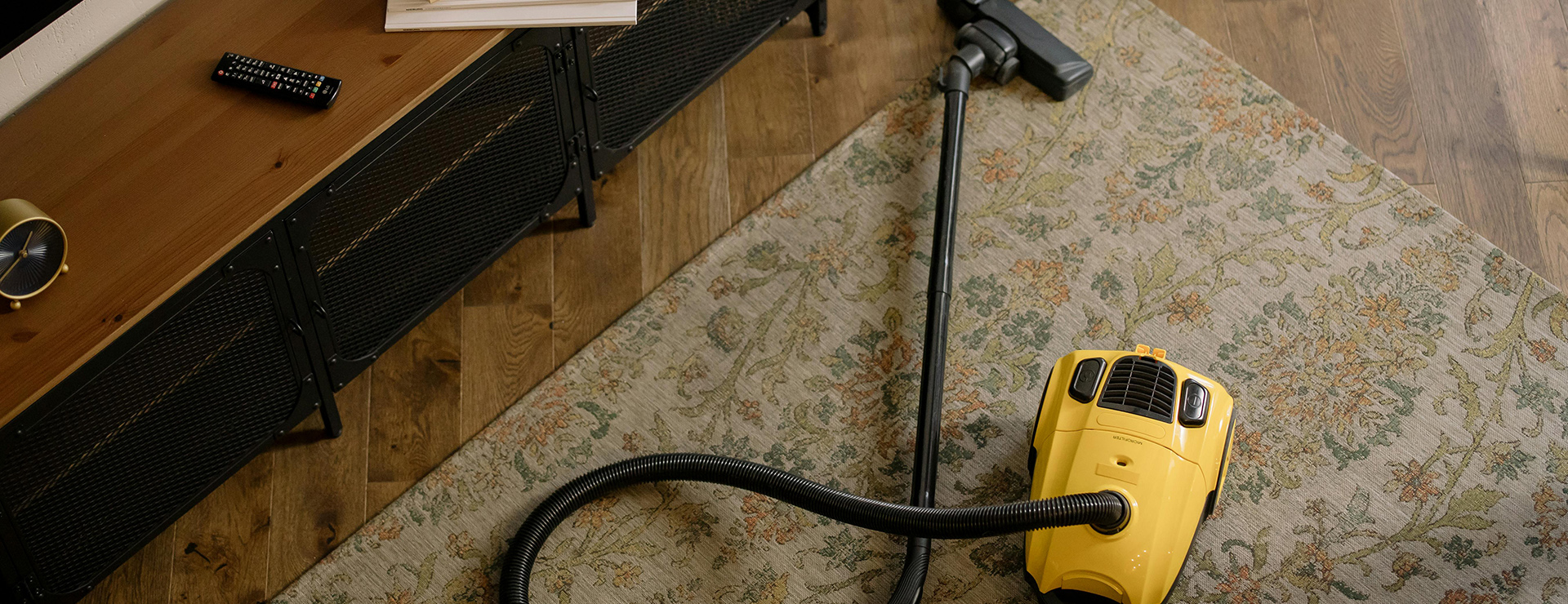 Home Cleaning Tool -Home Cleaning Tool pexels cottonbro 4107276